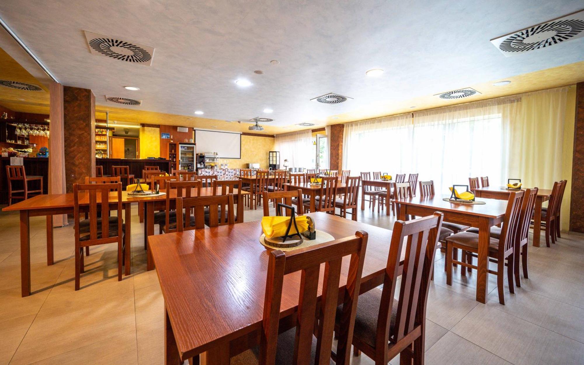 Hotel Arena Brumov Dış mekan fotoğraf